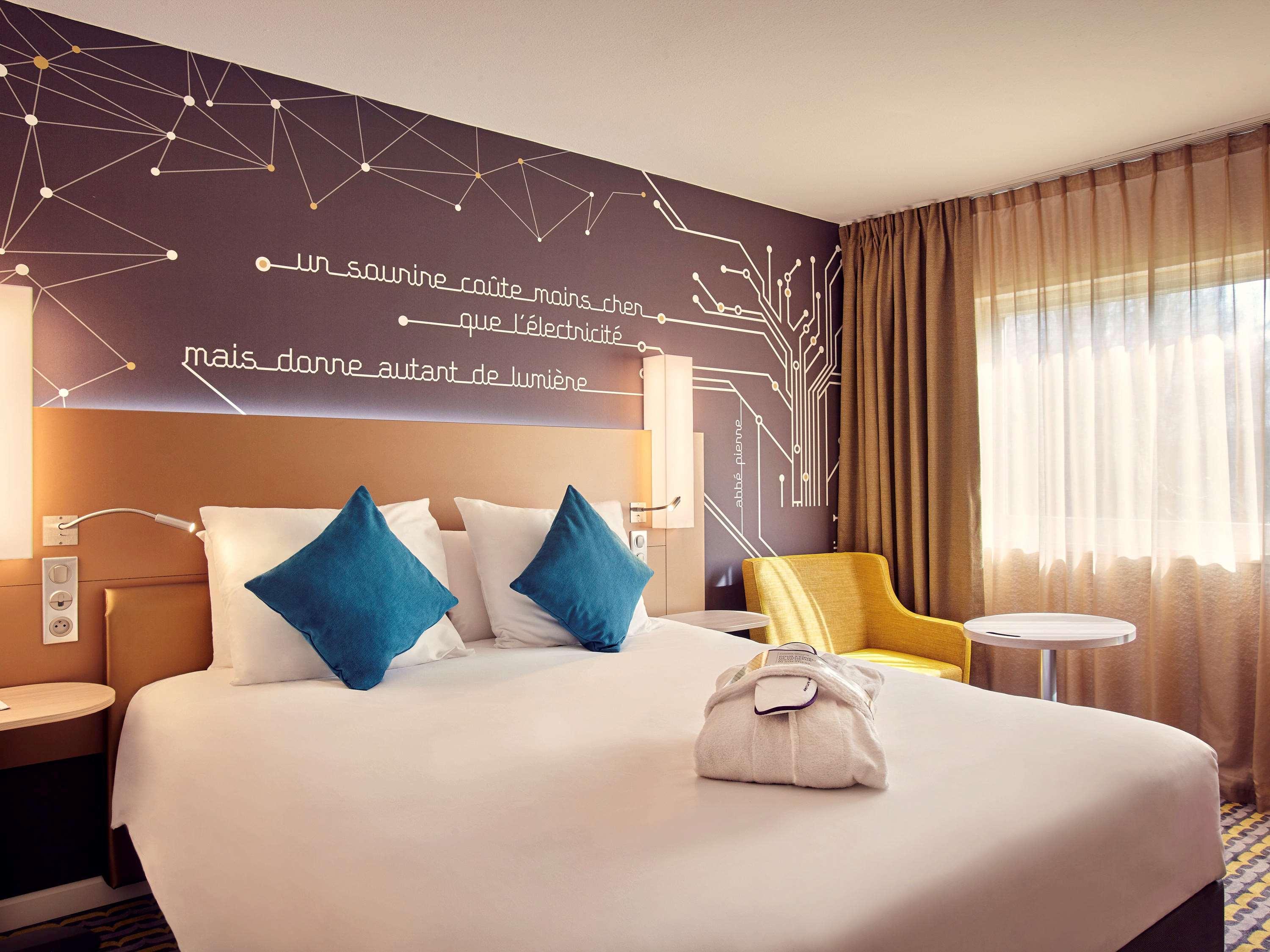 Mercure Paris Sud Les Ulis-Courtaboeuf Exterior foto