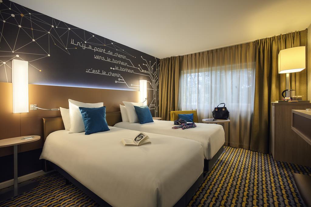 Mercure Paris Sud Les Ulis-Courtaboeuf Exterior foto